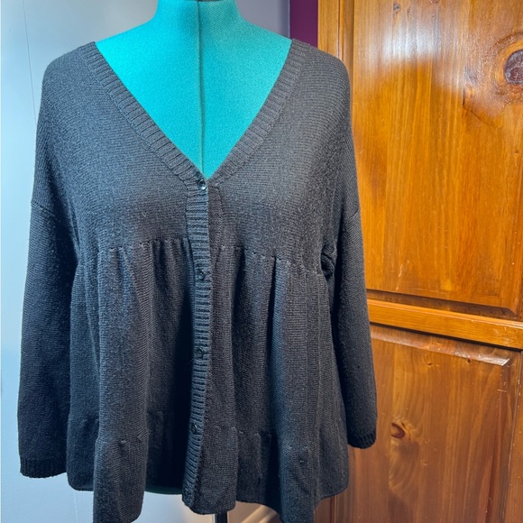 Nine West Sweaters - Nine West Black V-Neck Button-Front Sweater Cardigan Sz. Large